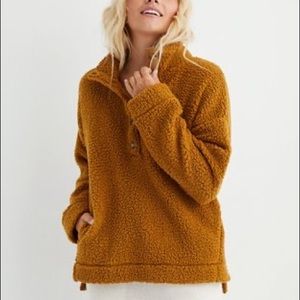 Aerie Sherpa Pullover 3/4 with buttons, size M